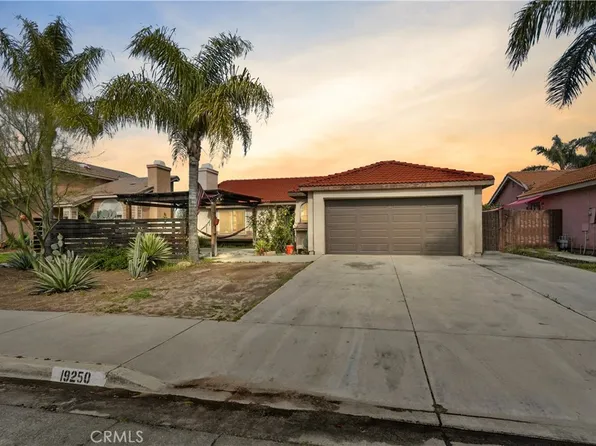 19250 Henshaw Ct, Lake Elsinore, CA 92530