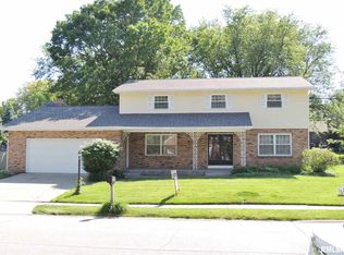 4318 Squire Dr, Bettendorf, IA 52722