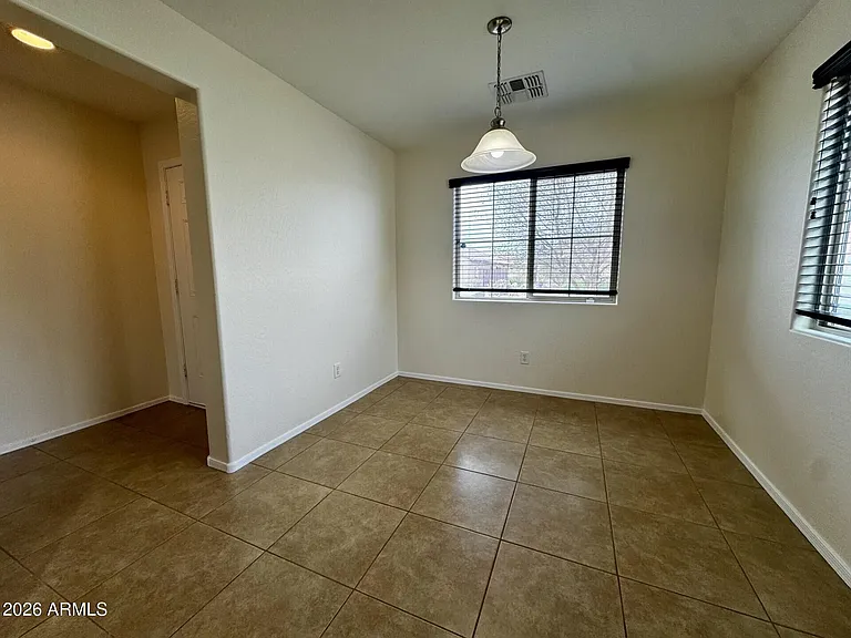 18502 W Young St — Photo 3