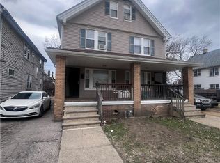 1252 E 134th St, East Cleveland, OH