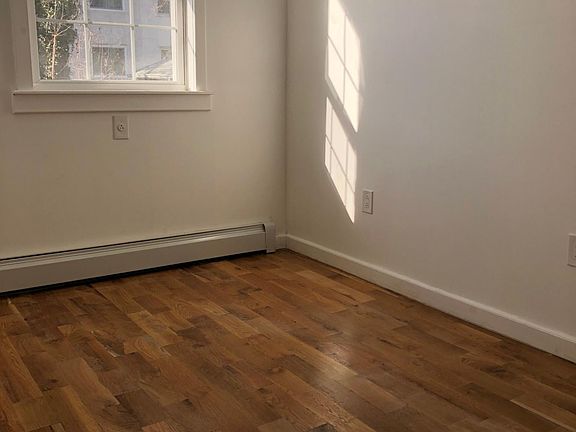 3rd image of 3312 Wilson Ave #A