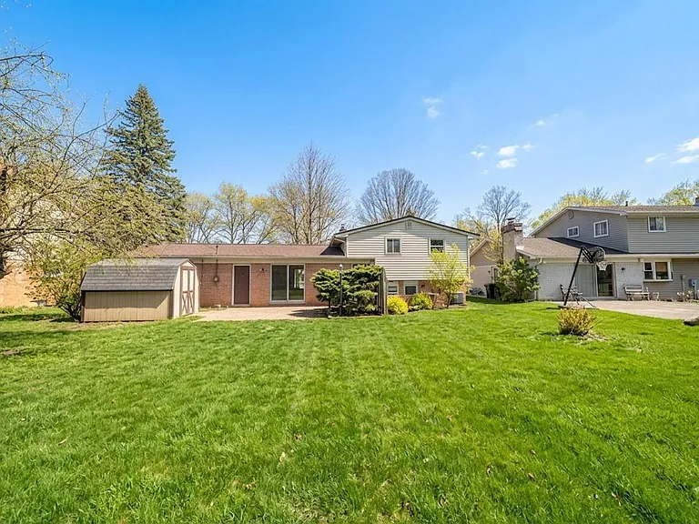 3212 Lockridge Dr — Photo 16