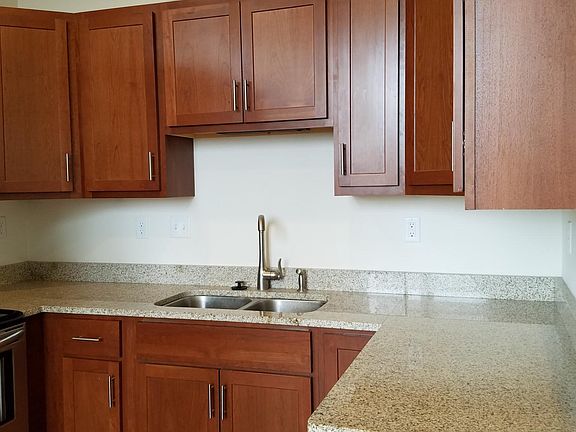 4th image of 591 Terrace Blvd #304