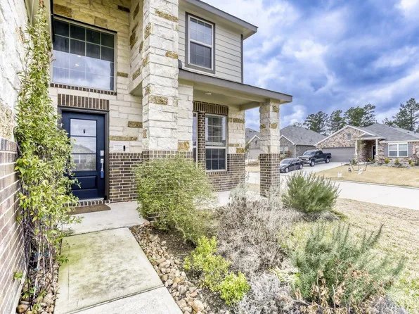 202 Augustine Way, Magnolia, TX 77354