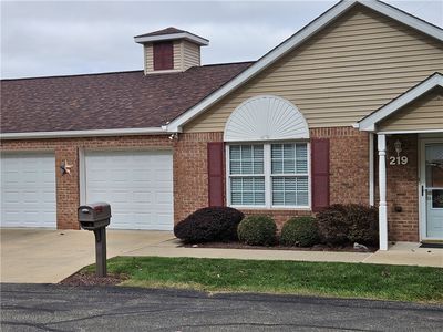 219 Village Ct S, Washington, PA, 15301