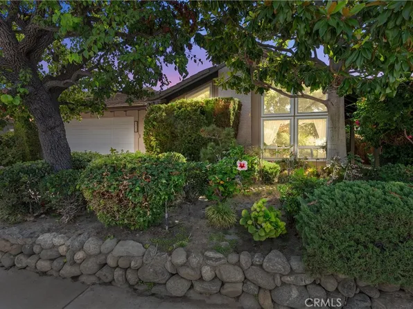 3382 Fuchsia St, Costa Mesa, CA 92626