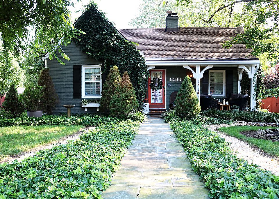 1st image of 3121 Groveton St