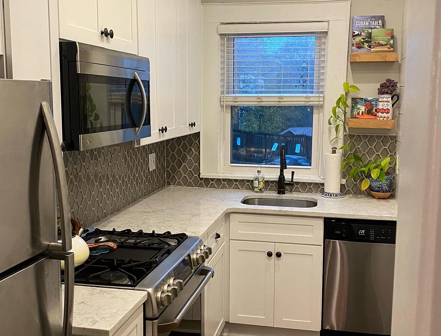 856 Briarcliff Rd NE — Photo 3