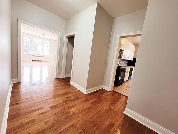 4th image of 91 Highland Ave #202