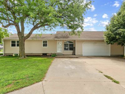 112 Hansel St, Manchester, IA, 52057