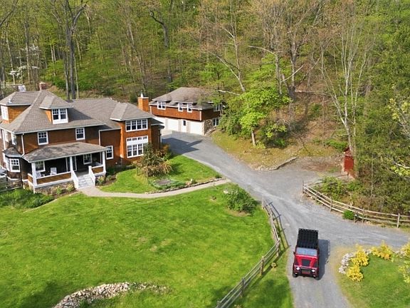 2nd image of 12 COLD SPRINGS ROAD
