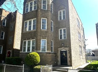 9137 S Harper Ave, Chicago, IL 60619