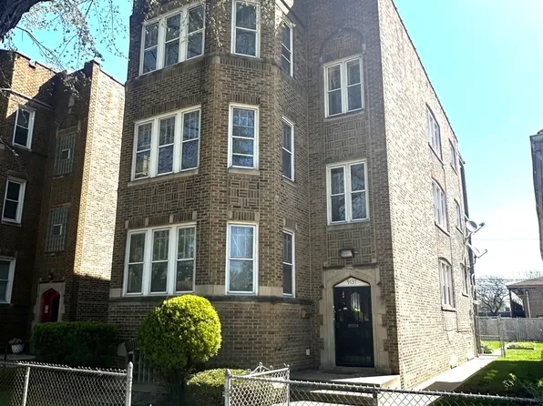 9137 S Harper Ave, Chicago, IL 60619