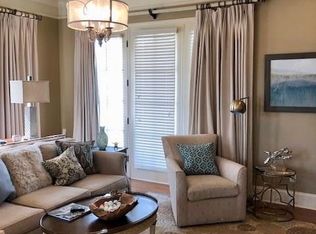 910 Augusta Dr UNIT 602, Oxford, MS 38655