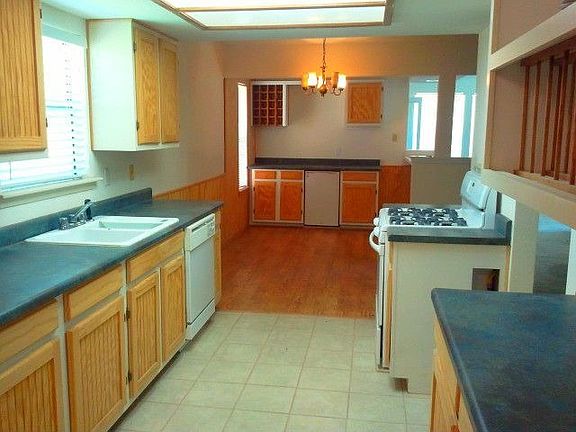 Remodeled kitchen flows seam