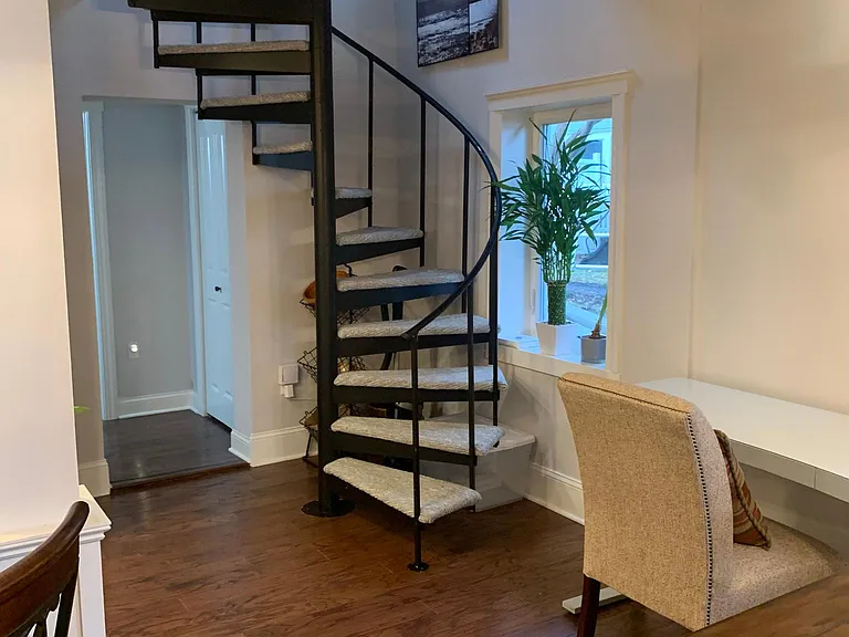 9227 Lake Riley Blvd — Photo 5