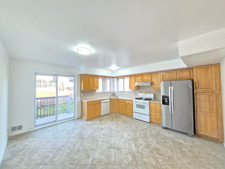 1st image of 53 Evans St #1A