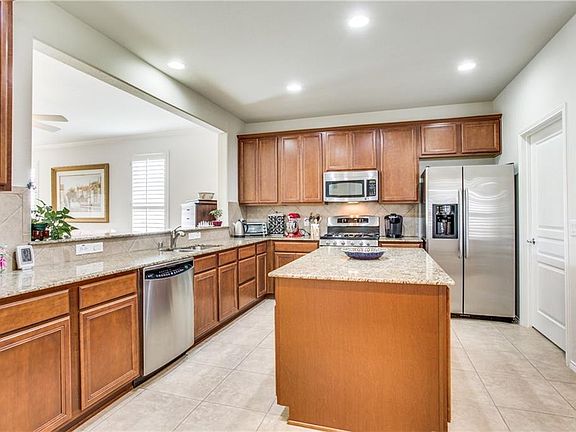 5th image of 7584 Pasatiempo Dr