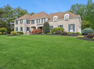 36 Pheasant Run Dr, Bernards Twp., NJ 07920