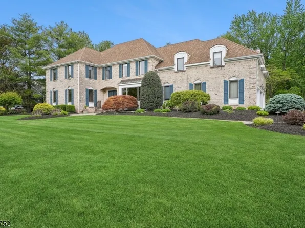 36 Pheasant Run Dr, Bernards Twp., NJ 07920