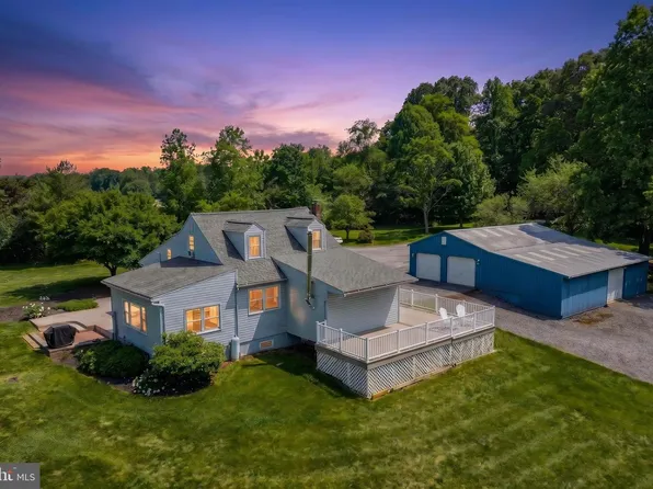 743 Snyder Corner Rd, Red Lion, PA 17356