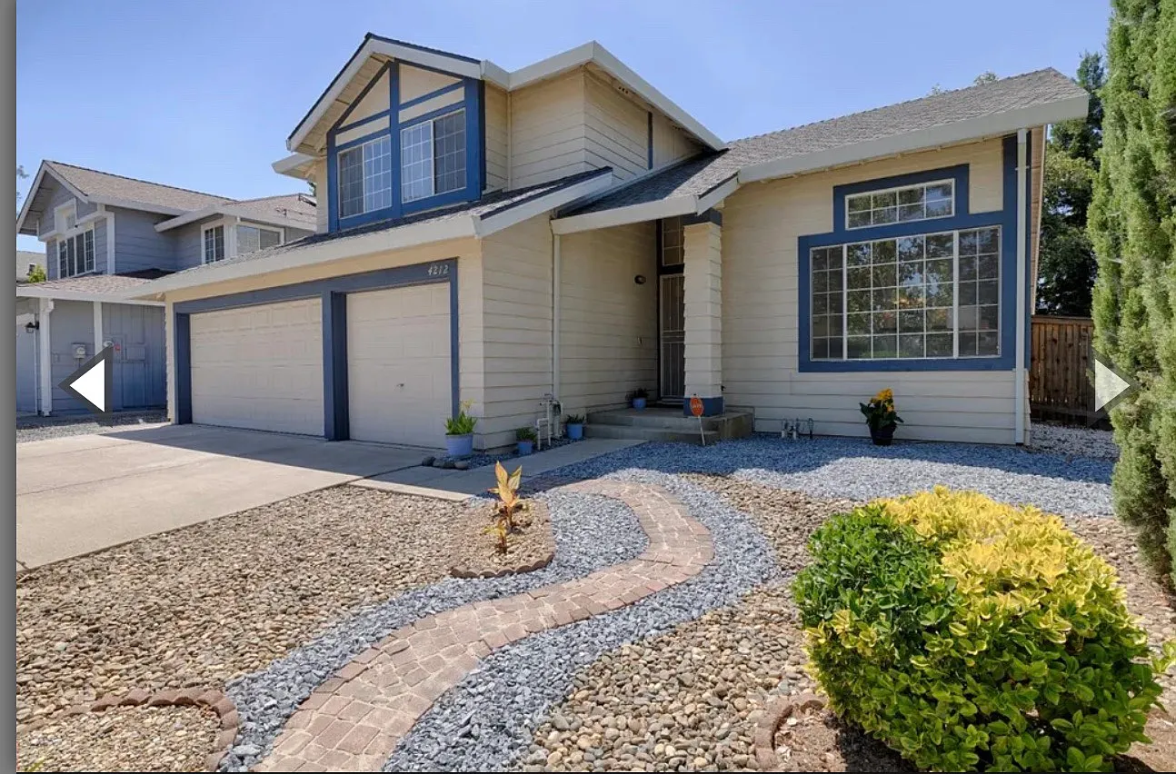 4 bed, 2244 sqft, $3,500 — Photo 2