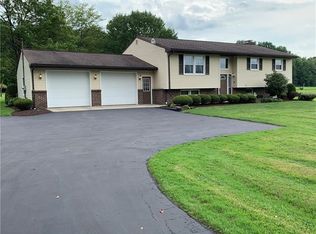 2381 Marr Rd, Pulaski, PA 16143
