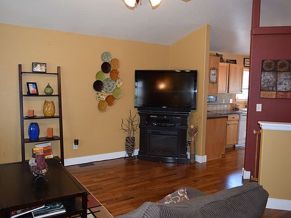 4th image of 1404 Boardwalk Dr
