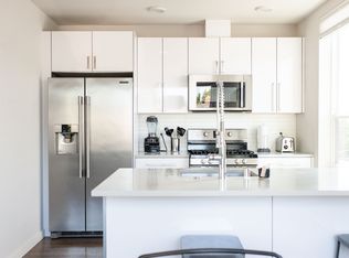 7005 7th Ave NW #A, Seattle, WA 98117