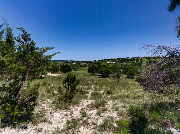 4th image of 3532 La Cumbre Dr