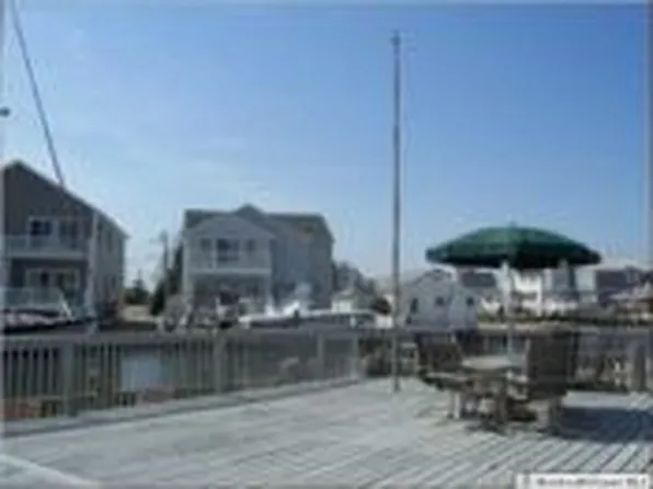 35 Ward Dr, Brick, NJ 08723
