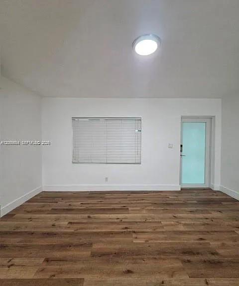 1650 SW 3rd St #3 — Photo 11
