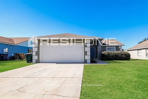 3009 Sabal Bend Dr NE Photo 1