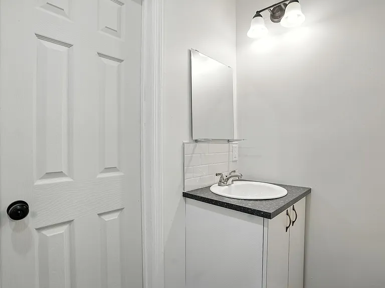 905 W Susquehanna Ave #A — Photo 4
