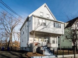 28 Rumford Ave, Waltham, MA 02453