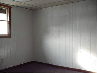 4th image of 3237 Mountain Dr