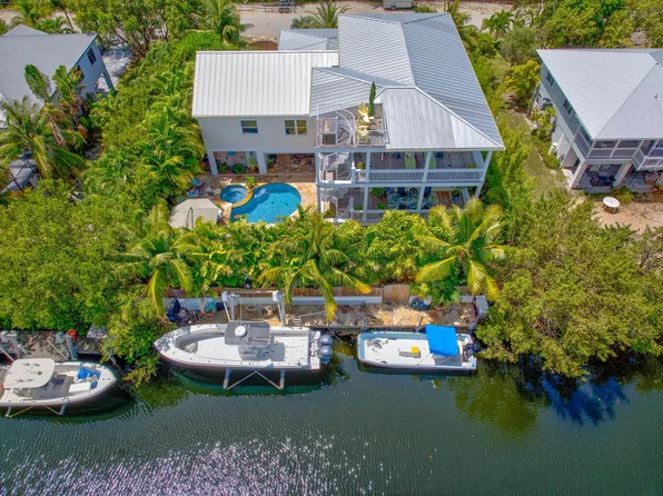 22967 Redfish Ln, Cudjoe Key, FL 33042