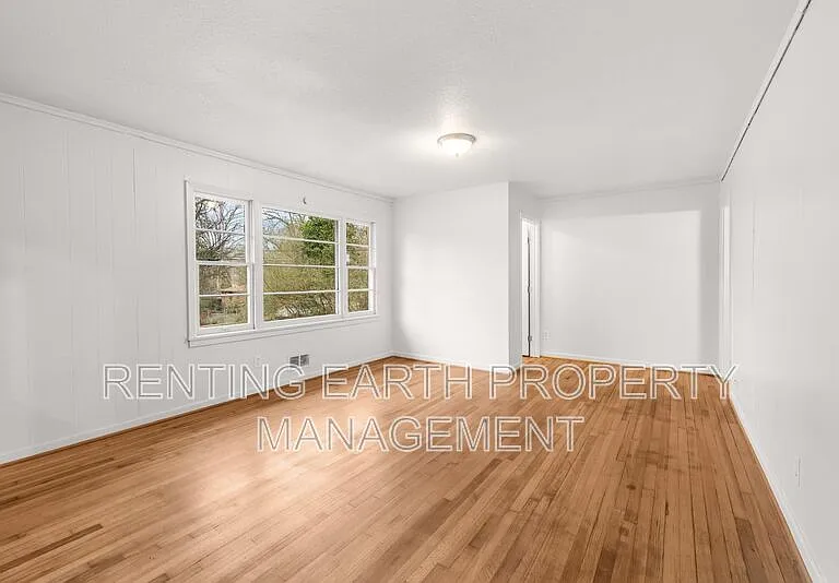 221 Lawson Rd — Photo 15
