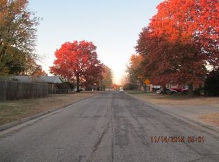 932 S Dalton Dr, Wichita, KS 67207