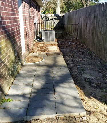 Backyard1_04052018