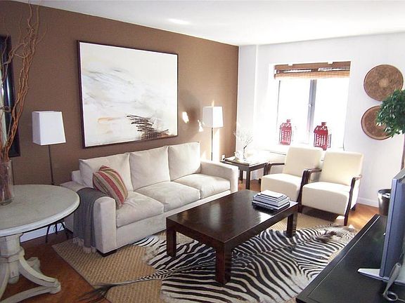 2nd image of 401 W 22nd St APT 3C