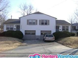 7939 Robinson St, Overland Park, KS 66204