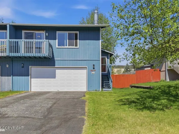 18629 N Lowrie Loop, Eagle River, AK 99577