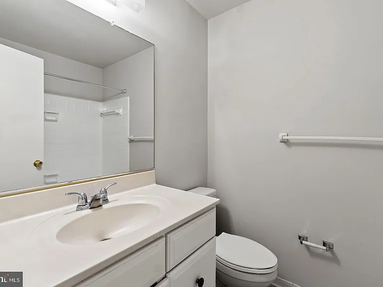 11817 Becket St — Photo 15