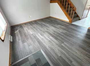 3150 60 W. 40th St, Erie, PA 16506