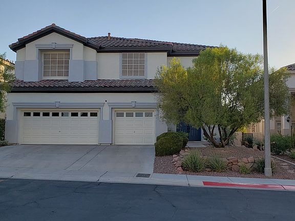 3047 Via Sarafina Drive in Seven Hills Gated Community of Palatine Hill