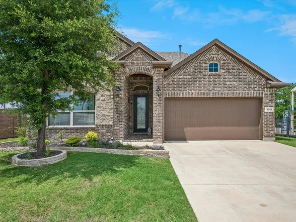 3001 Hidden Valley Dr, Fort Worth, TX 76177