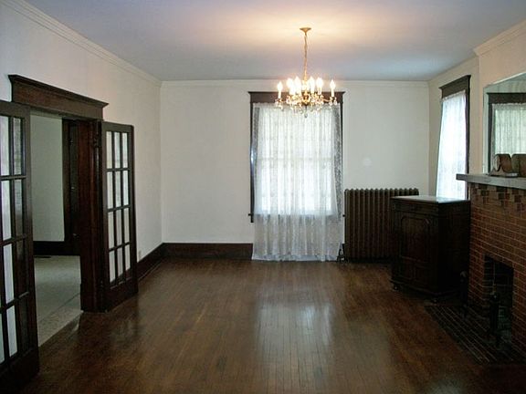 5th image of 317 N 7th St