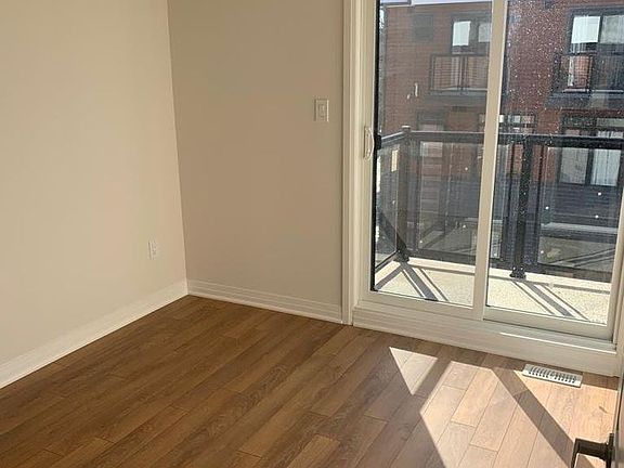4th image of 2 Willow St #36