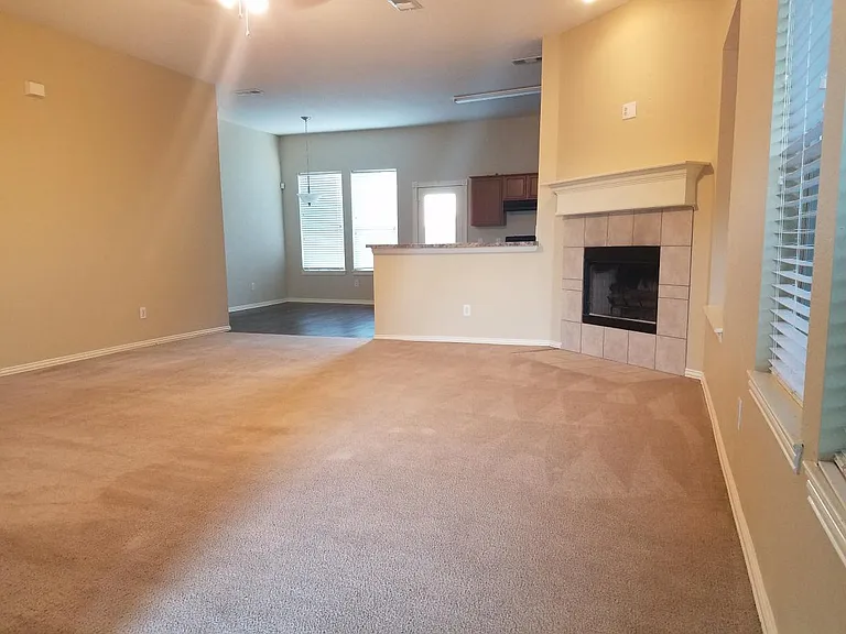 6103 Ridan Ln — Photo 7